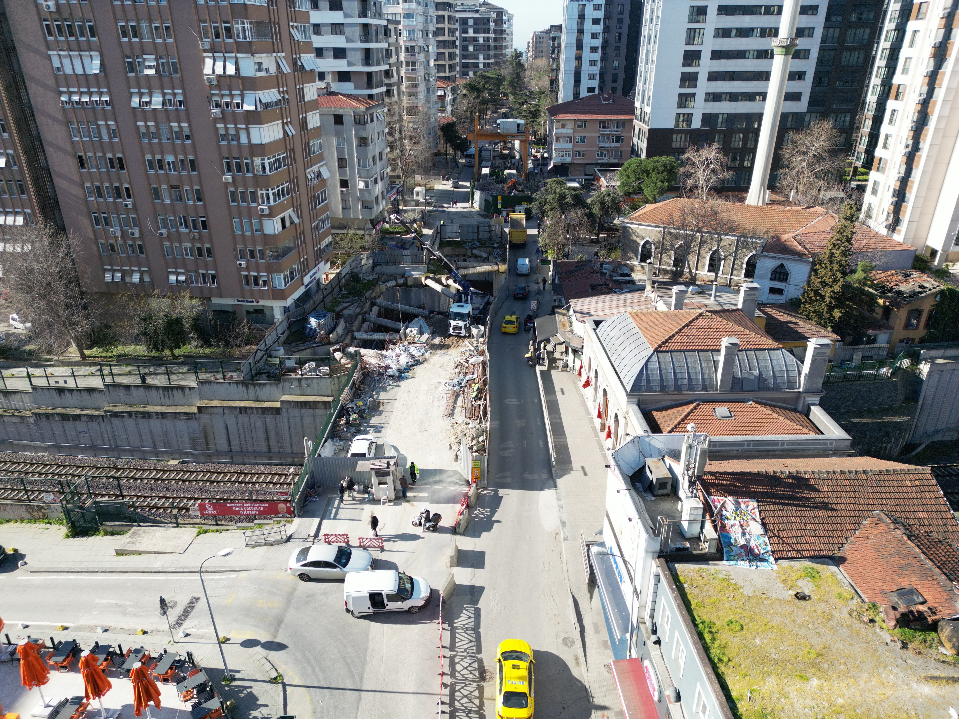 Tütüncü Mehmet Efendi Caddesi yeniden trafiğe açılıyor